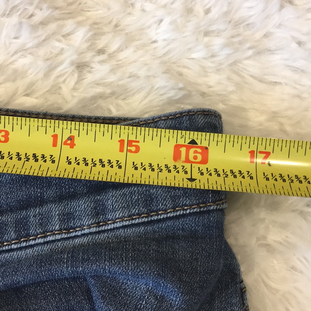 🌸FINAL PRICE 🌸 CHICO’S platinum skimmer jeans. - Picture 5 of 6